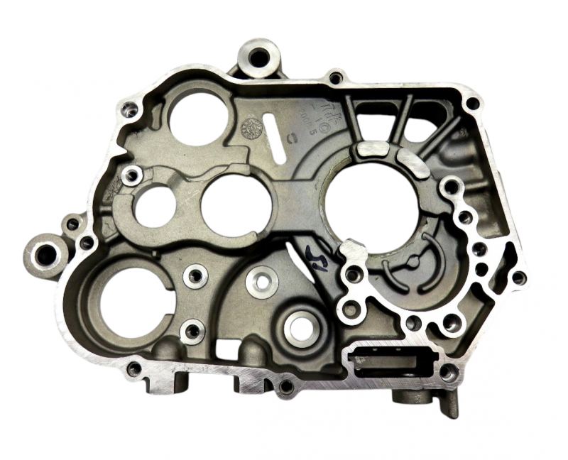 YX140 Crankcase Clutch side Part 1